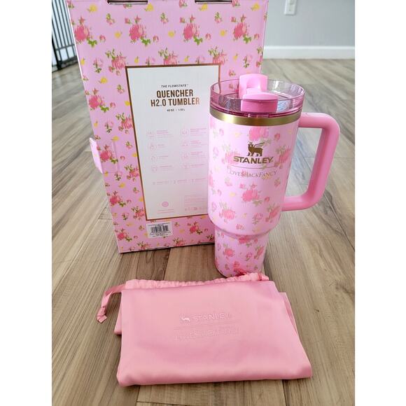 NWT Stanley 1913 x LoveShackFancy Quencher H2.0 Flowstate™ Tumbler 40oz - Picture 1 of 9